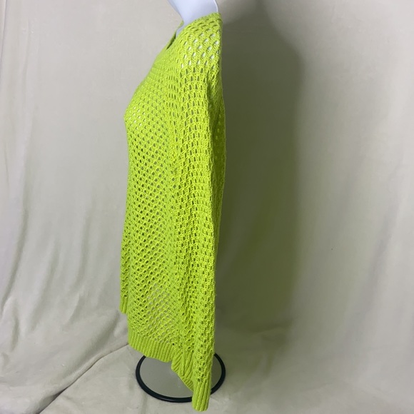 Beautiful neon green sweater - Picture 3 of 7